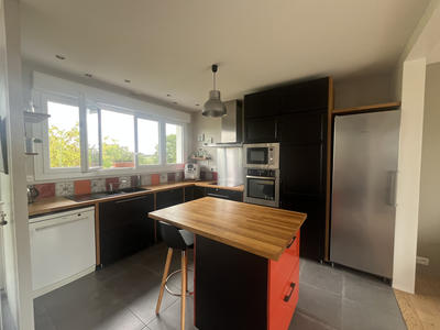 Maison - 122 m² - 5 pièces