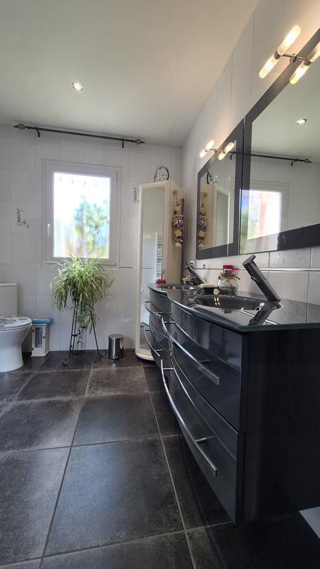 Maison - 103 m² - 4 pièces