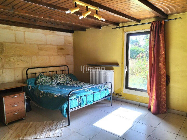 Maison - 250 m² - 7 pièces