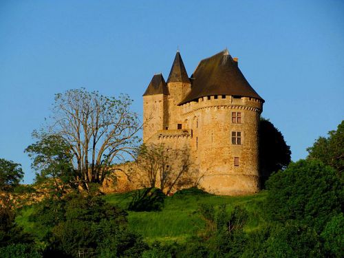 Le Donjon de Ballon et ses Jardins