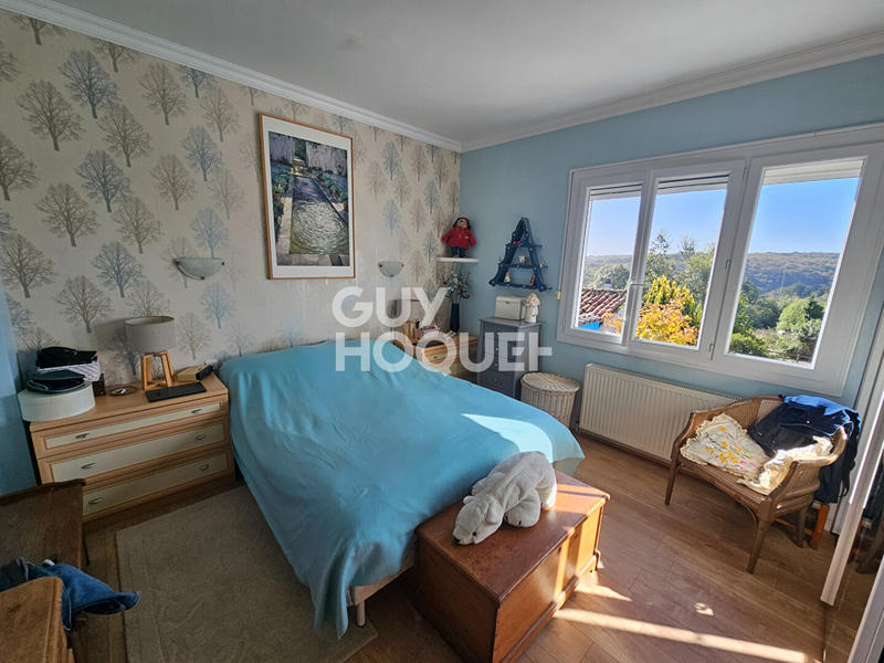 Maison - 169 m² - 6 pièces