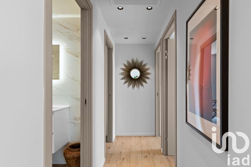 Appartement - 99 m² - 4 pièces