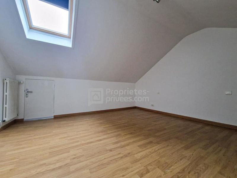 Maison - 96 m² - 5 pièces