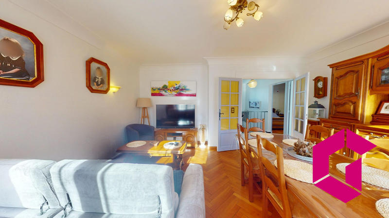 Maison - 175 m² - 6 pièces