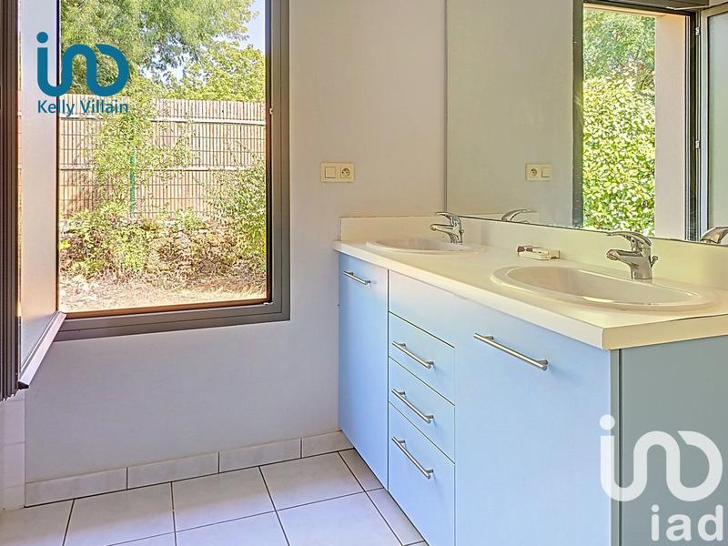 Maison - 102 m² - 4 pièces