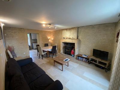 Maison - 104 m² - 4 pièces