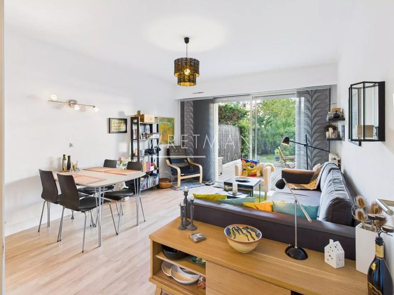 Appartement - 49 m² - 2 pièces