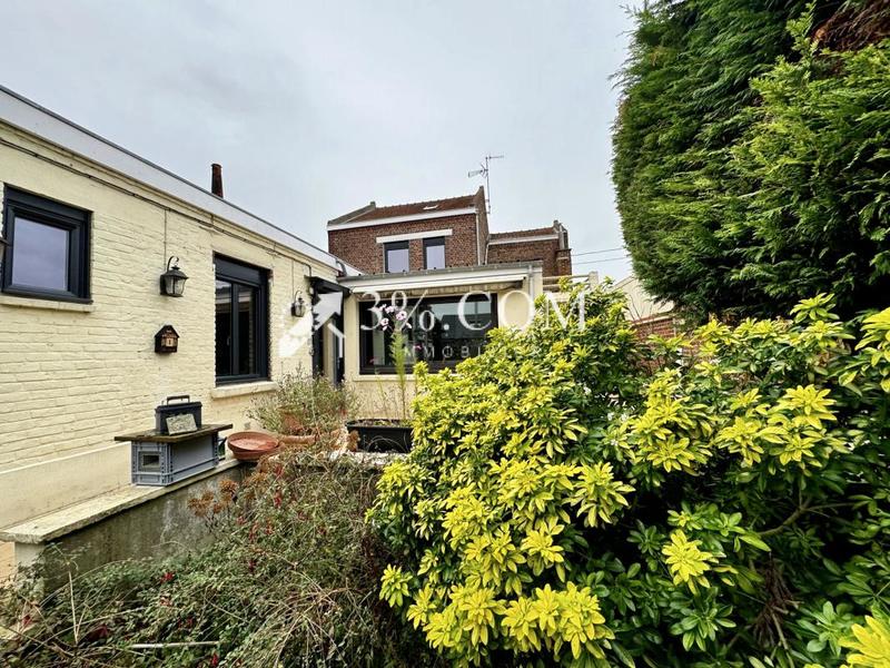 Maison de ville - 130 m² - 6 pièces