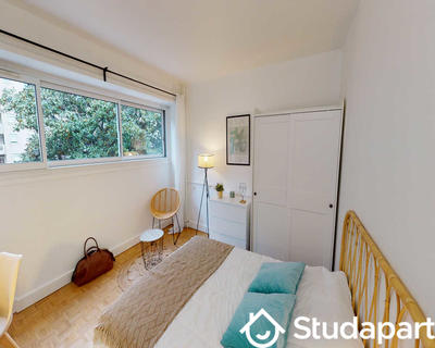 Chambre - 120 m² - 1 pièce