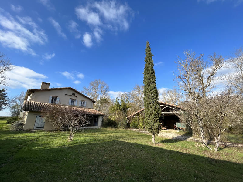 Maison - 200 m² - 8 pièces