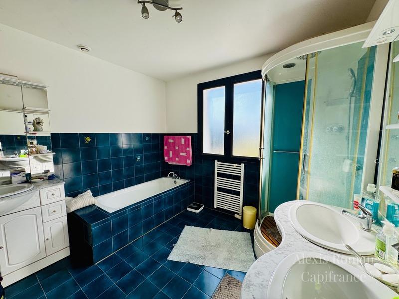 Maison - 128 m² - 6 pièces