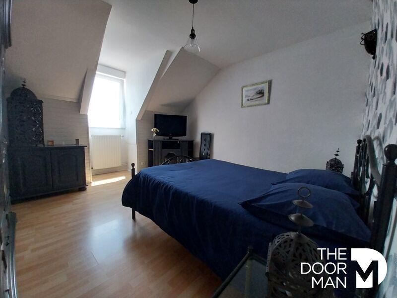 Maison - 200 m² - 5 pièces