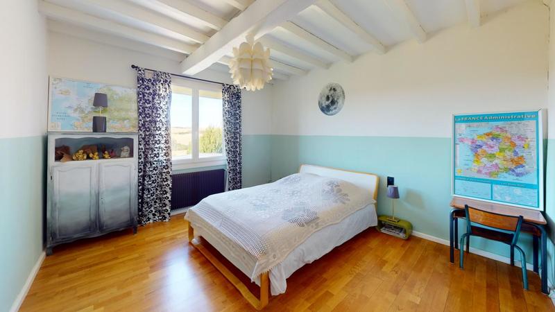 Maison - 249 m² - 6 pièces