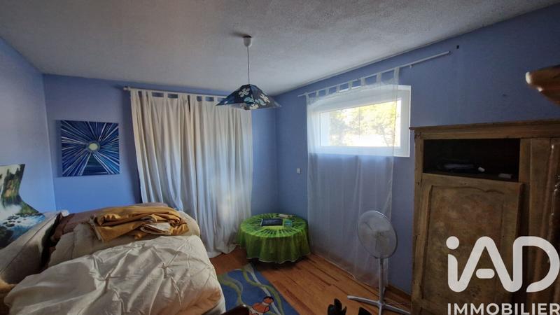 Maison - 185 m² - 9 pièces