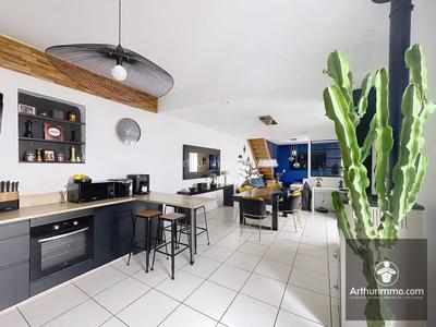 Maison - 175 m² - 5 pièces