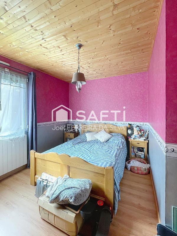 Maison - 167 m² - 10 pièces