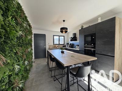 Maison - 150 m² - 6 pièces