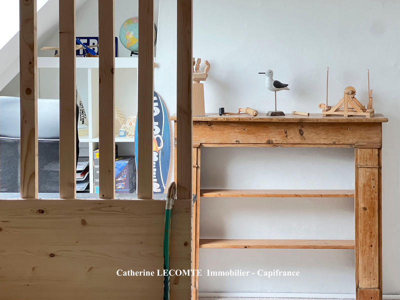 Maison - 285 m² - 10 pièces