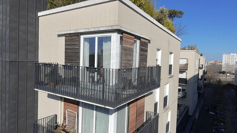 Appartement - 80 m² - 4 pièces