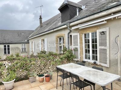 Immeuble - 581 m² - 10 pièces