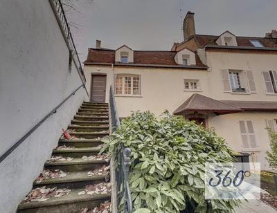 Appartement - 118 m² - 3 pièces