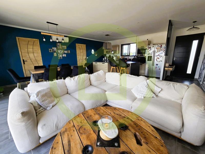 Maison - 105 m² - 6 pièces