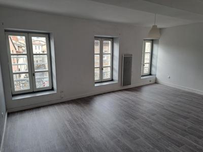 Appartement - 76 m² - 3 pièces