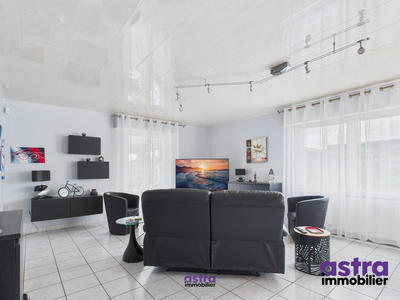 Maison - 180 m² - 6 pièces