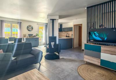 Maison - 110 m² - 5 pièces