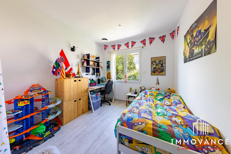 Villa - 100 m² - 4 pièces