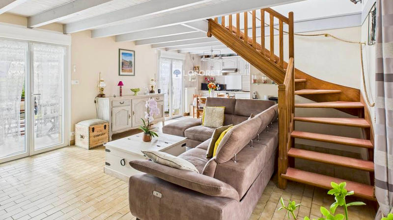Maison - 120 m² - 4 pièces