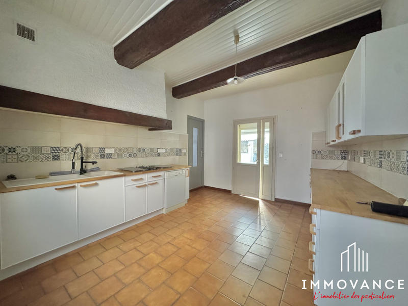 Maison - 296 m² - 10 pièces