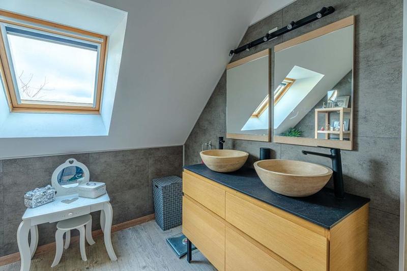 Maison - 165 m² - 6 pièces