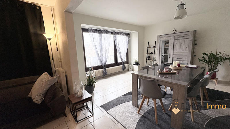 Appartement - 82 m² - 4 pièces