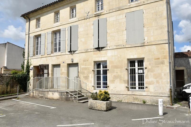 Immeuble - 300 m² - 9 pièces