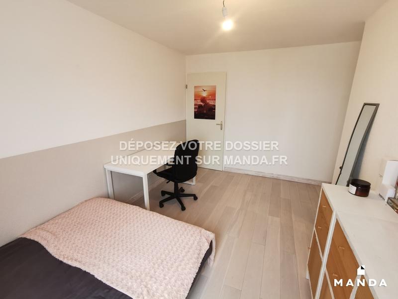Chambre - 13 m² - 4 pièces