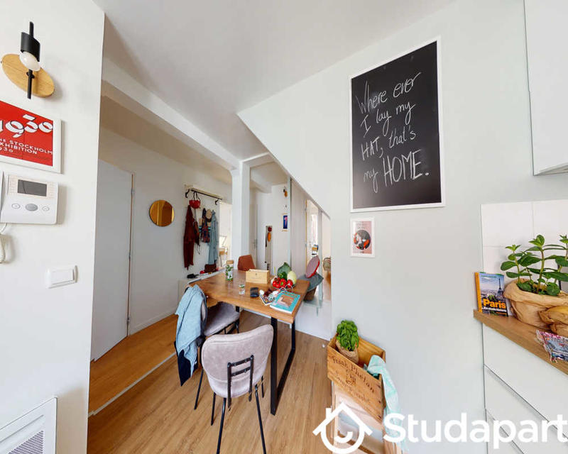 Chambre - 110 m² - 1 pièce