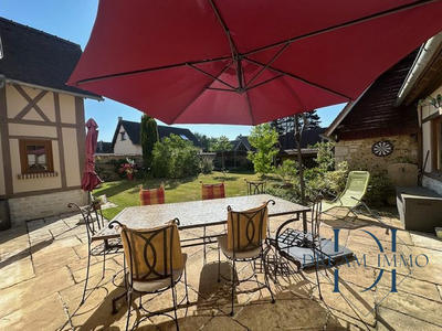 Maison ancienne - 240 m² - 10 pièces