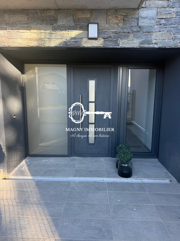 Appartement - 92 m² - 4 pièces