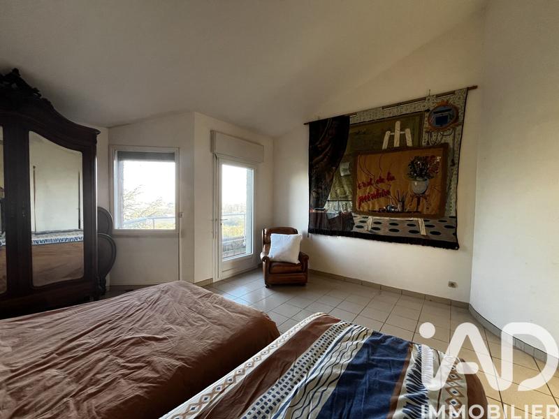 Maison - 160 m² - 8 pièces