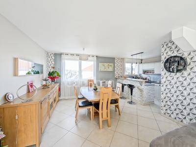 Maison - 113 m² - 5 pièces