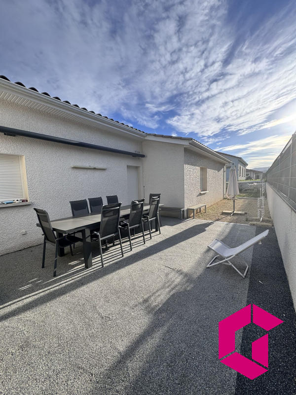 Villa - 102 m² - 5 pièces