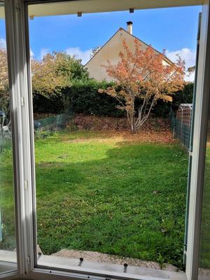 Maison jumelée - 94 m² - 5 pièces