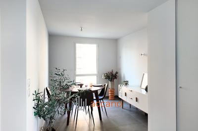 Appartement - 94 m² - 4 pièces