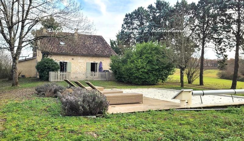 Maison de campagne - 300 m² - 11 pièces