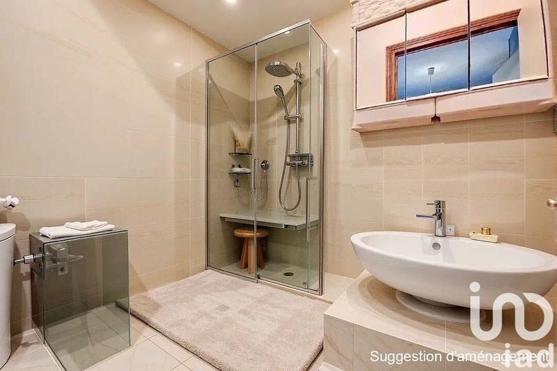 Maison de village - 94 m² - 4 pièces