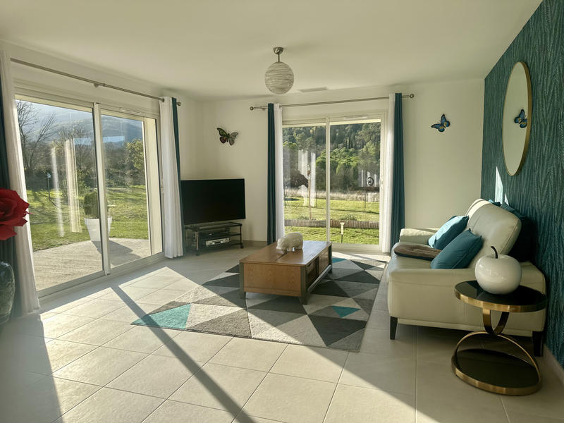 Maison - 104 m² - 3 pièces