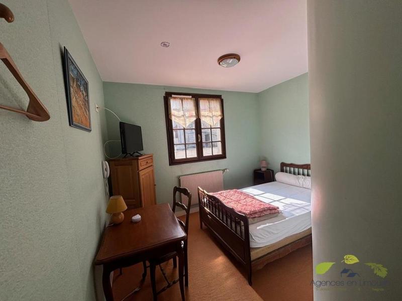 Immeuble - 910 m² - 25 pièces