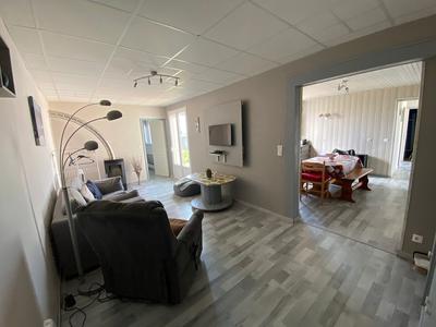 Maison - 94 m² - 4 pièces