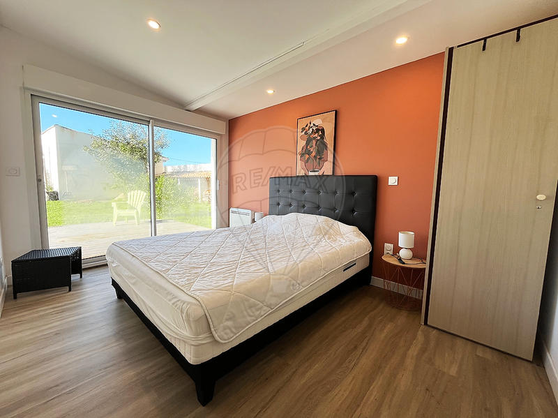 Maison - 207 m² - 8 pièces